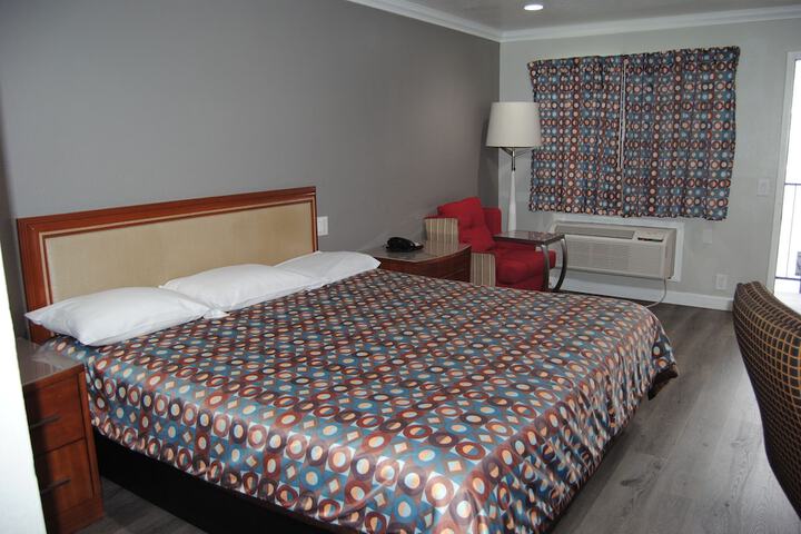 Room 47 of 69