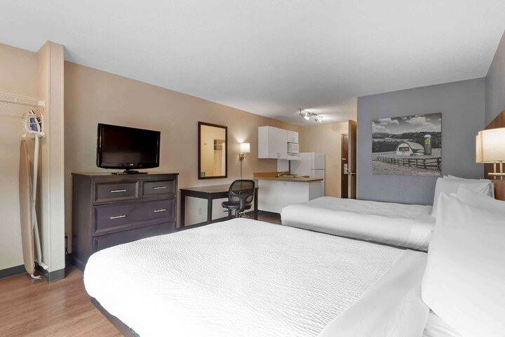 Room 16 of 20