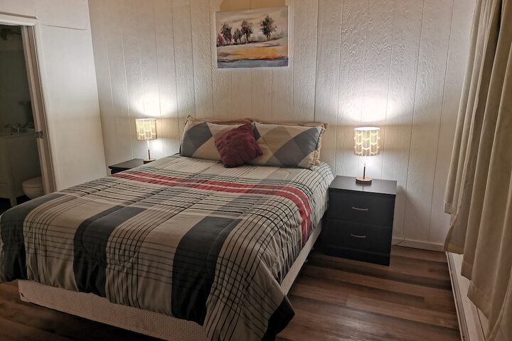 Cedars Motel