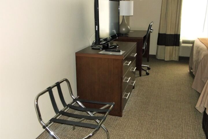 Room 26 of 54