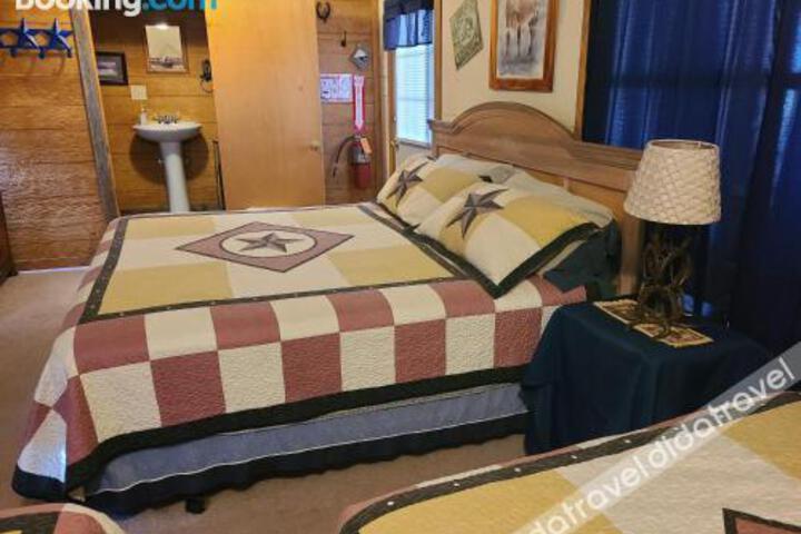 The Buffalo Girls Hotel