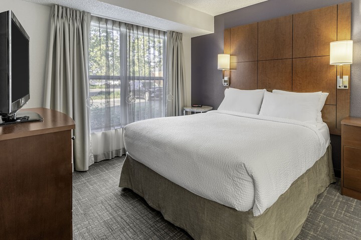 Room 21 of 36