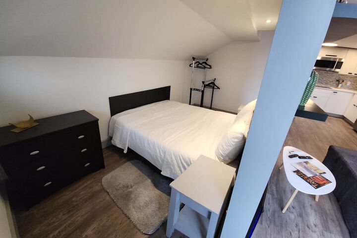 GLOBALSTAY. Paradise Marina Place