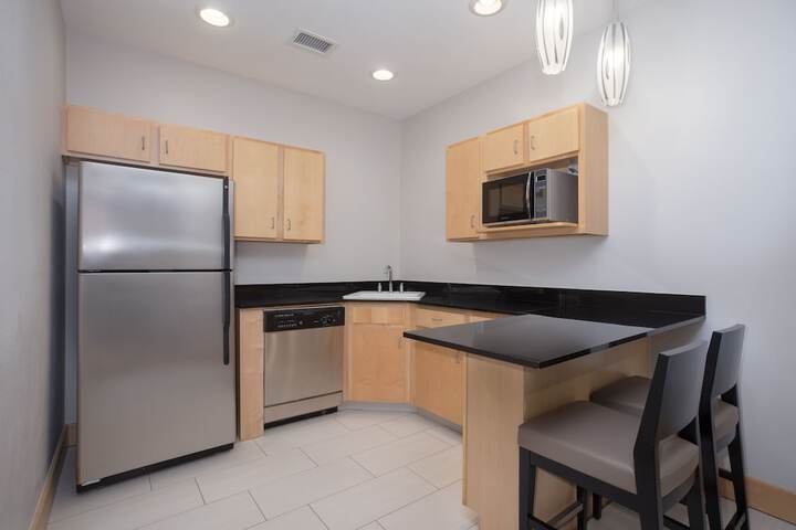 Holiday Inn Express & Suites Amarillo by IHG