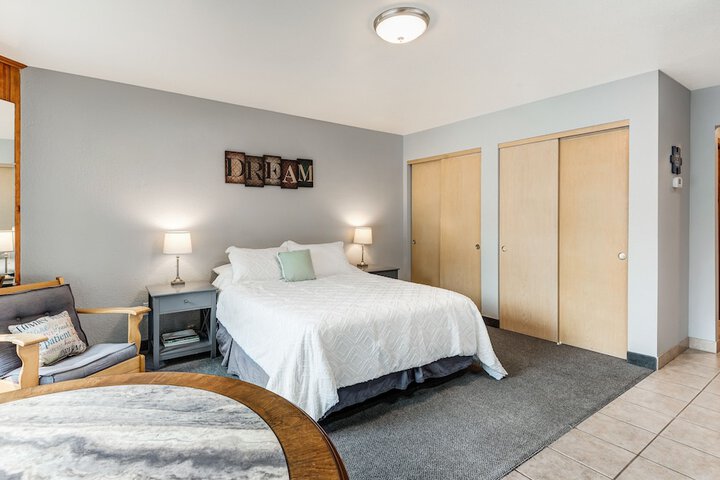 Room 139 of 399