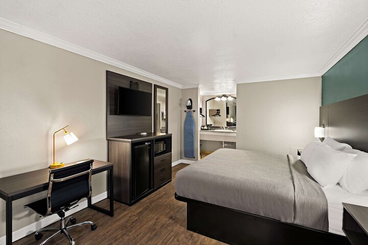 Quality Inn Ocean Springs - Biloxi East