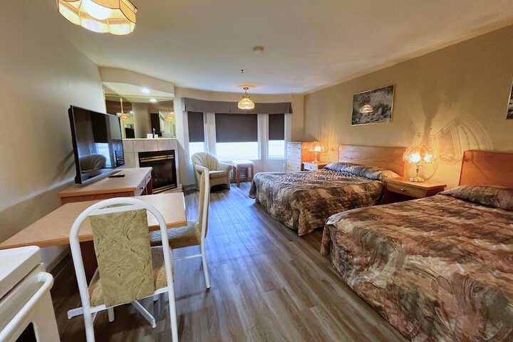 Room 8 of 19