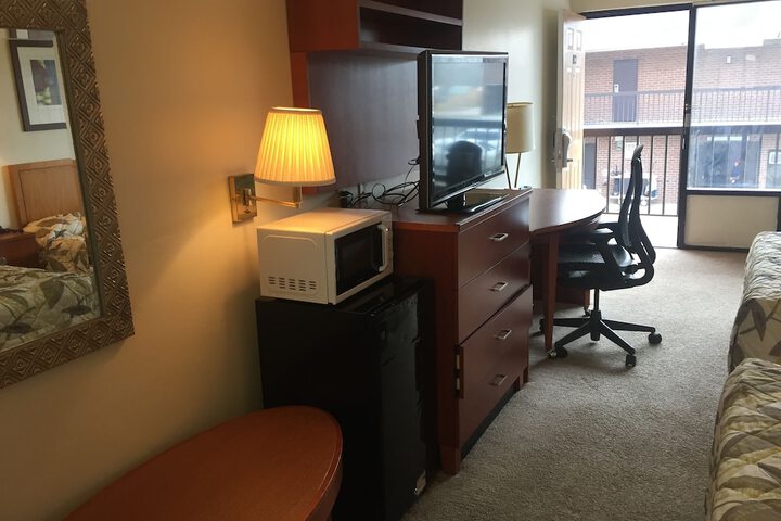 Room 30 of 34