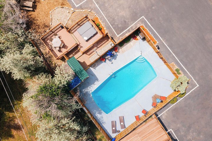 Pool 21 of 142