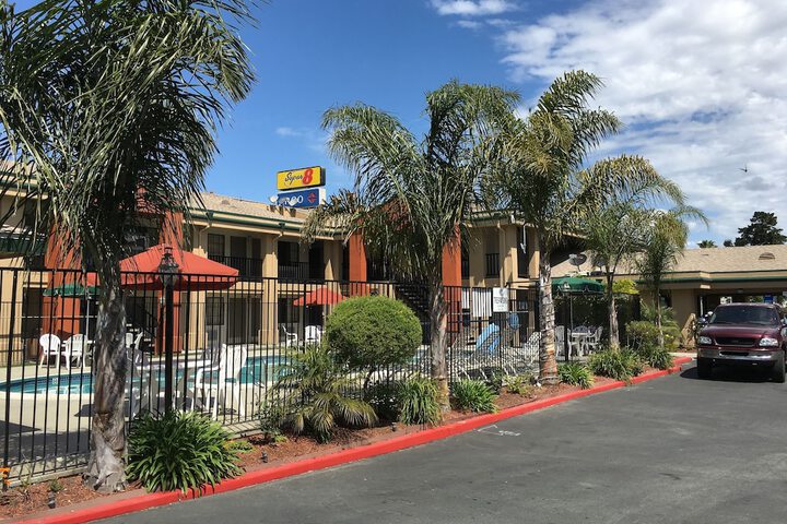 Hotel 5 of 45