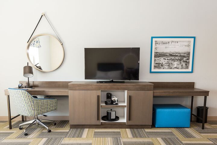 Hampton Inn & Suites Syracuse North Airport Area
