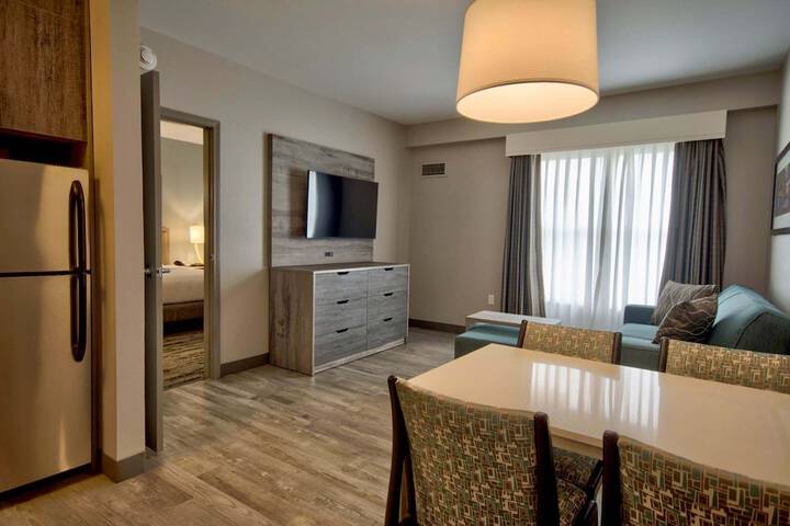 Room 44 of 66