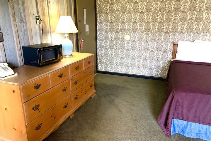 Room 271 of 334