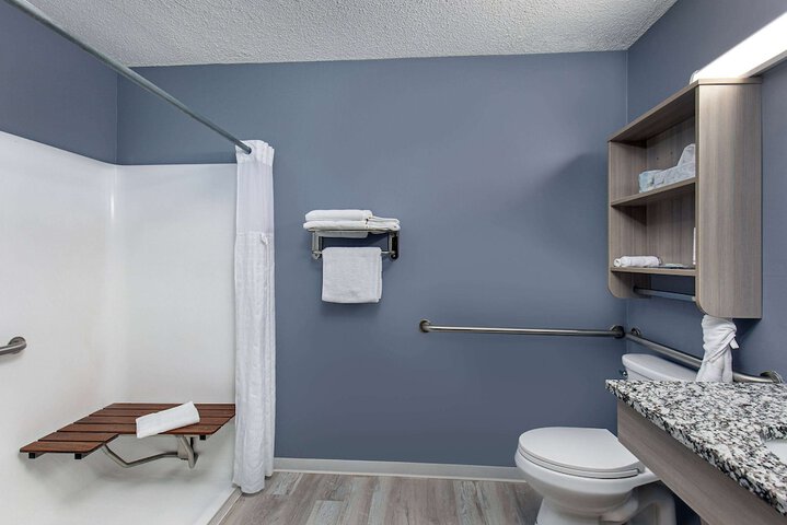 Room 20 of 27