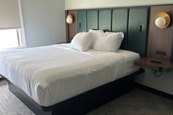 Wingate by Wyndham Green Bay / Airport