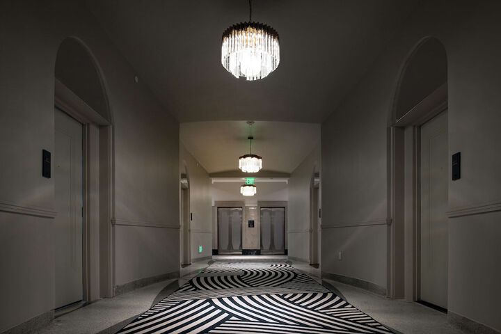 Tulsa Club Hotel Curio Collection by Hilton