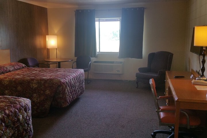 Room 45 of 65