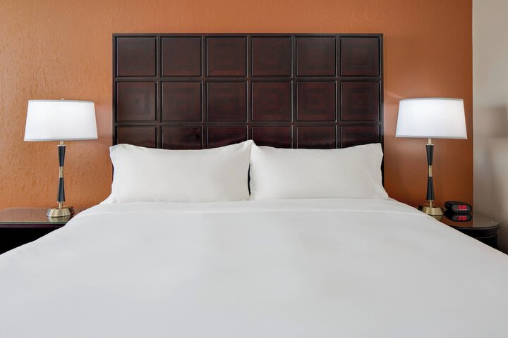 Renaissance Indianapolis North Hotel