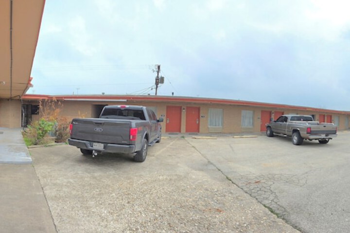 chaparral motel