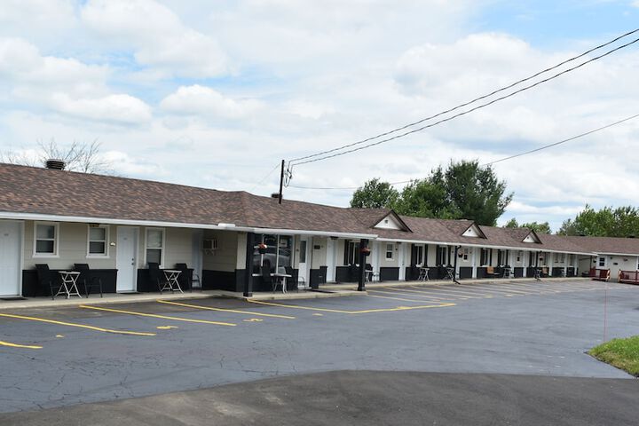 Hotel 9 of 141