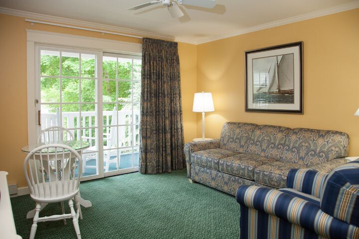 Room 42 of 70