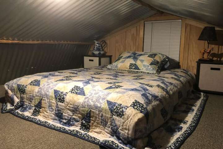 Room 25 of 29