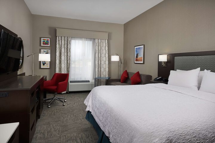 Room 8 of 24