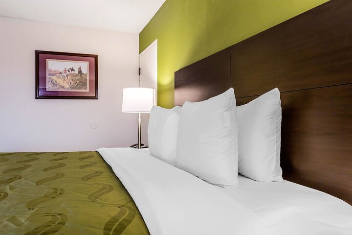 Room 20 of 37