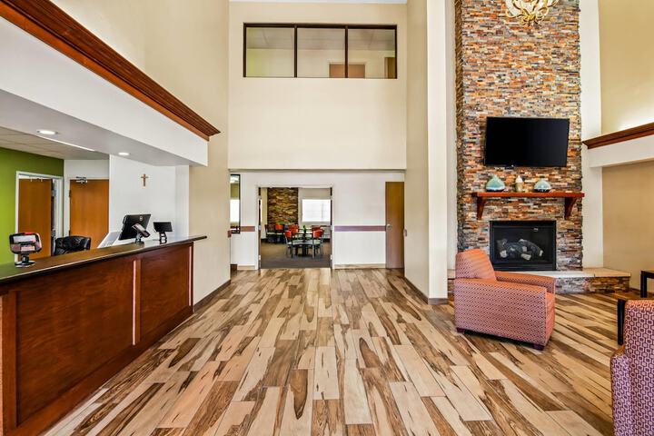Quality Inn & Suites Vail Valley