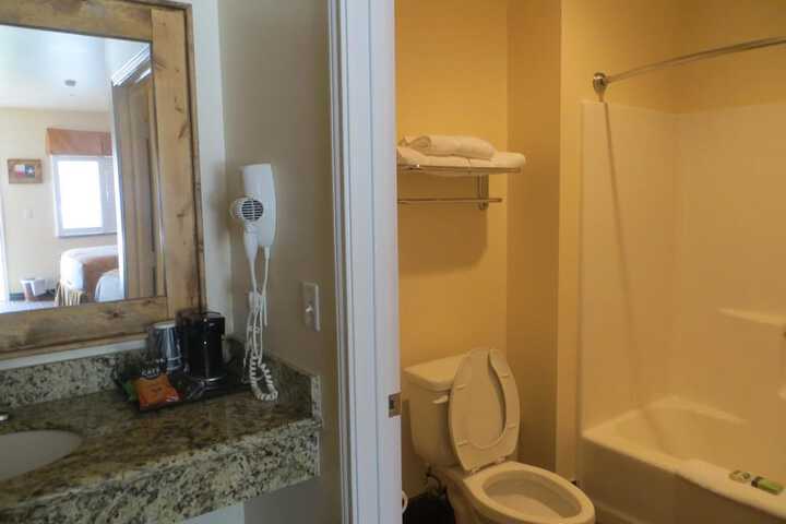 Room 30 of 58