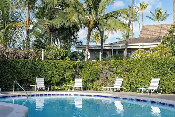 Plantation Hale Suites