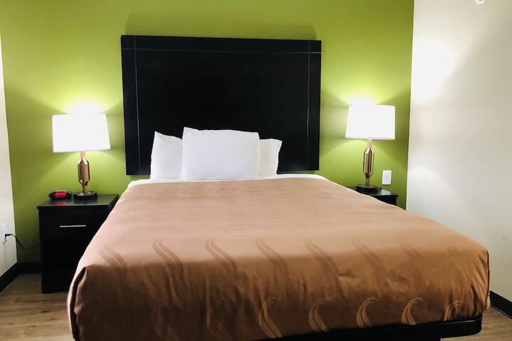 Quality Inn & Suites Lake Charles South