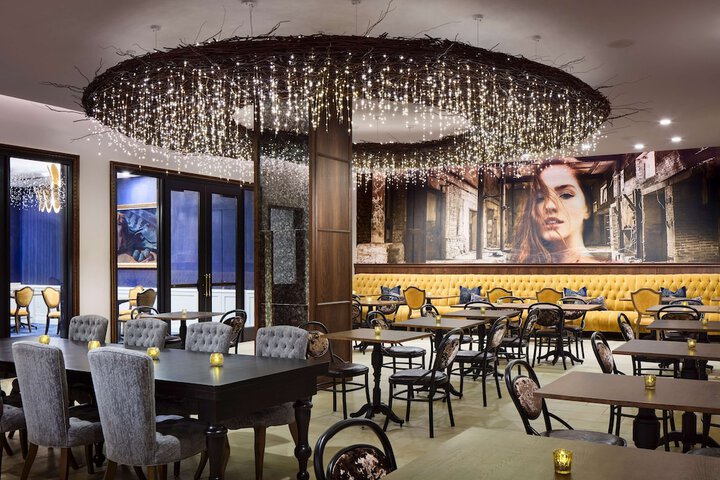 The Peregrine Omaha Downtown Curio Collection by Hilton