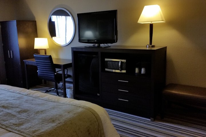 Room 22 of 35