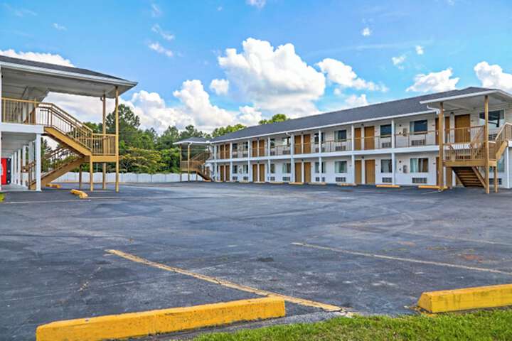Hotel 3 of 31