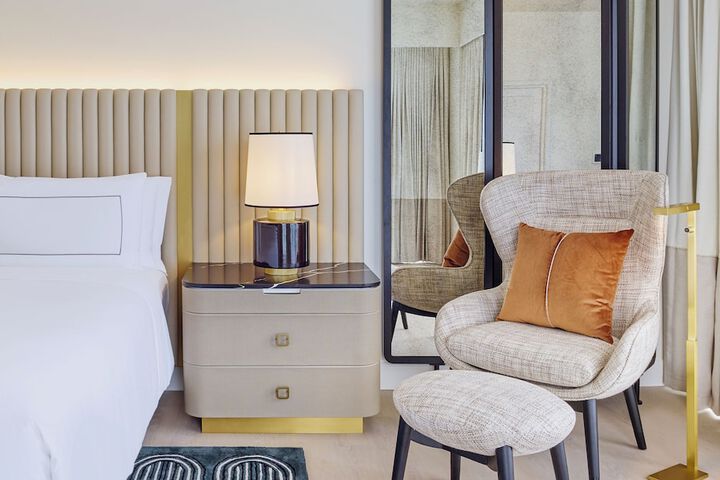 Cameo Beverly Hills LXR Hotels & Resorts