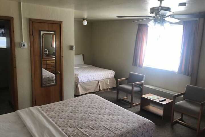 Room 35 of 41
