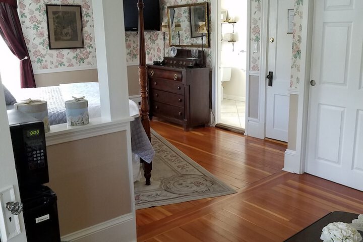 Room 22 of 54