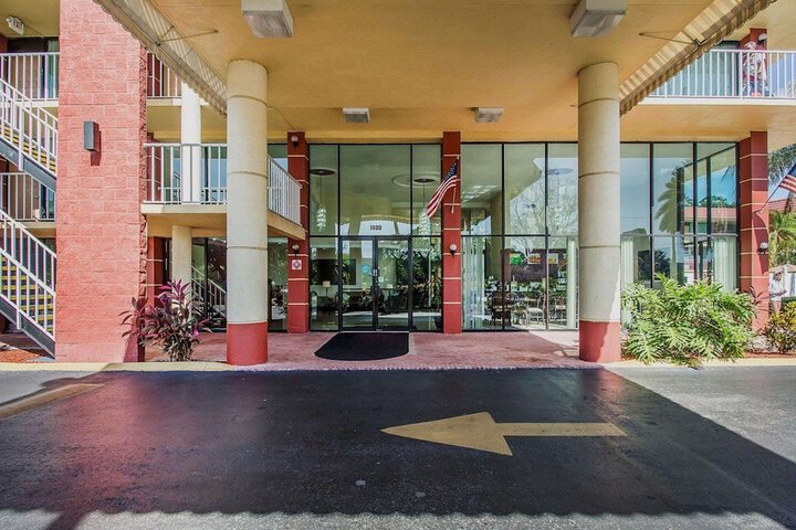 Hotel 2 of 37