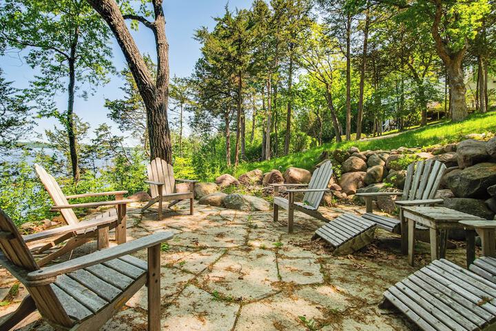 Green Lake Getaway w / Dock: Boating + Swimming!