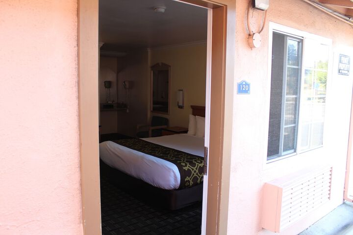 Hotel View 73 of 76