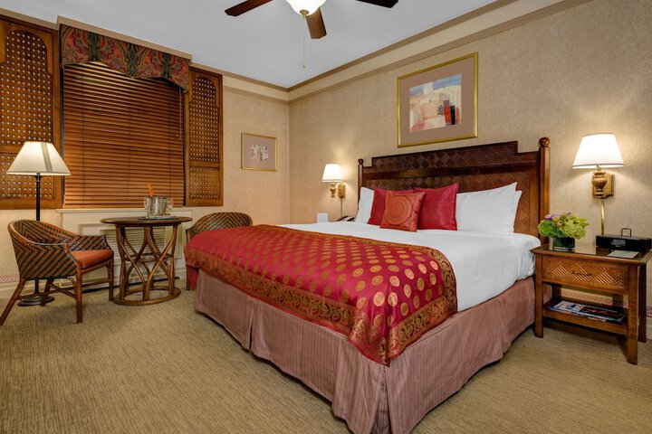 Room 16 of 39