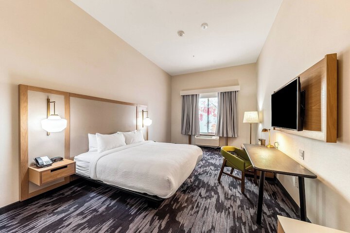 Room 16 of 29