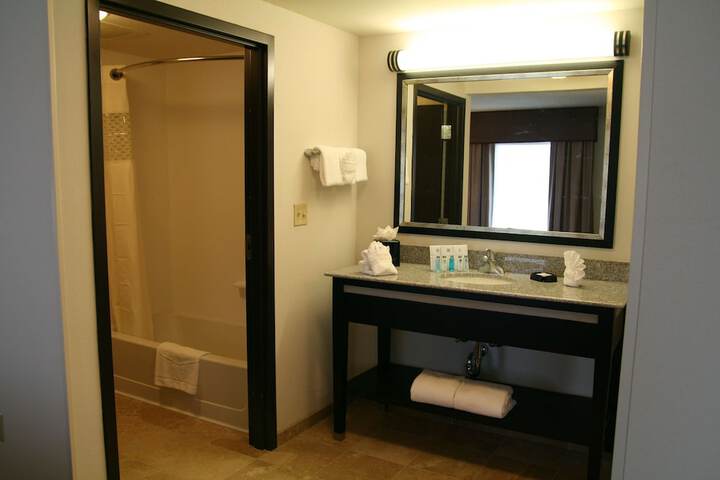 Room 15 of 51