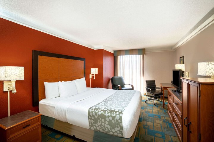 Room 46 of 60