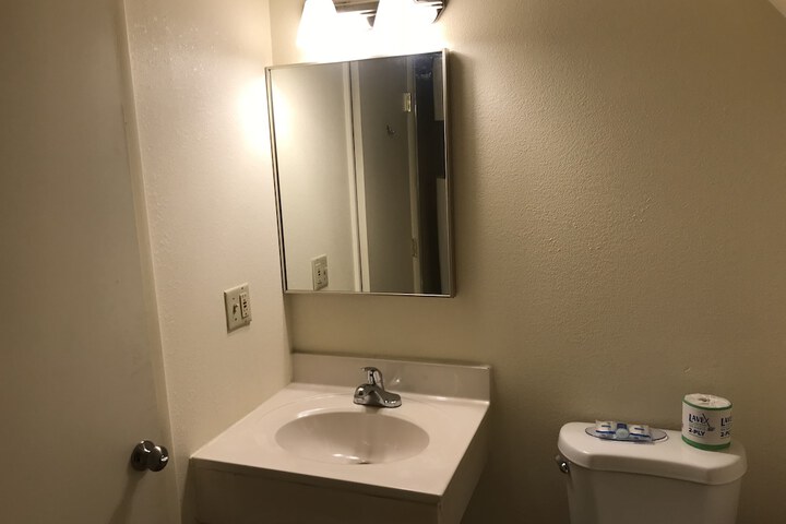 Room 26 of 43