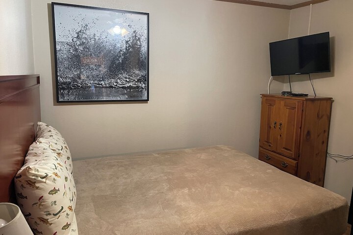 Room 73 of 86