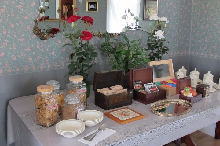 Breakfast/Coffee Service 97 of 103