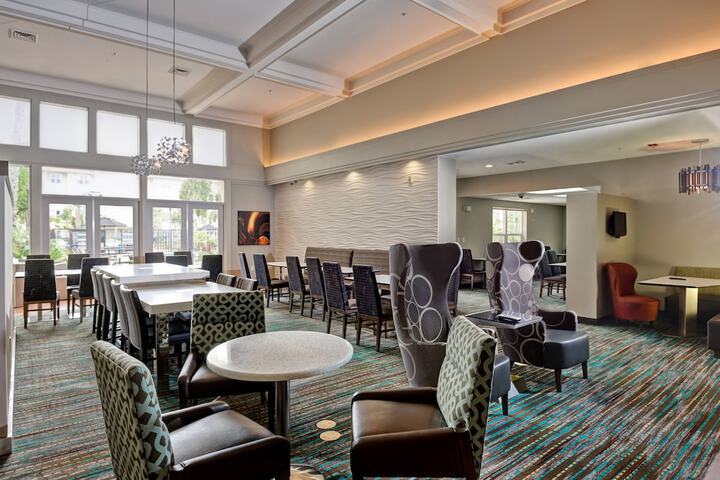 Hotel Interior 11 of 27