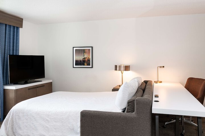 Room 15 of 54